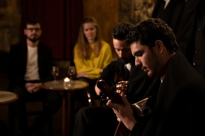 1-hour Intimate Fado Concert in a Typical Venue - Alcohol rules and family planning
