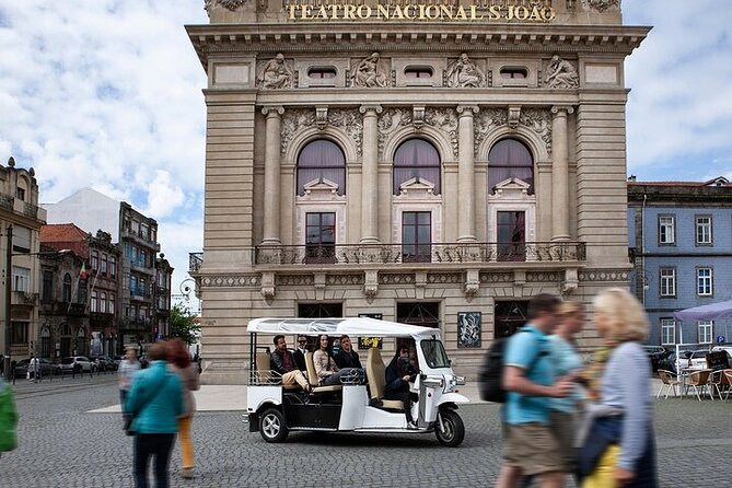 2 Hour Discover Gaia on a Private Eco-Friendly Tuk Tuk Tour - Praia de Lavadores: Atlantic Air and a Porto View to End the Ride