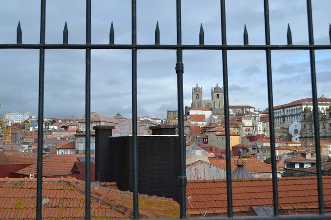 3-Hour Porto Jewish Heritage Walking Tour with Local Guide - What you actually get (and what you skip) during the 3 hours