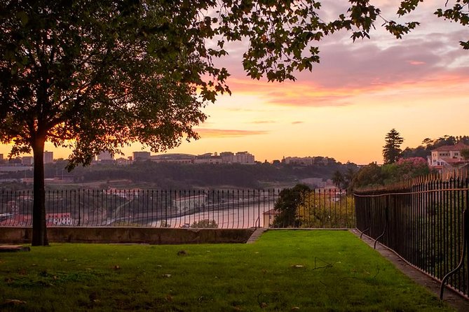 3-Hour Porto Jewish Heritage Walking Tour with Local Guide - Walking reality: stairs, steep streets, and smart casual