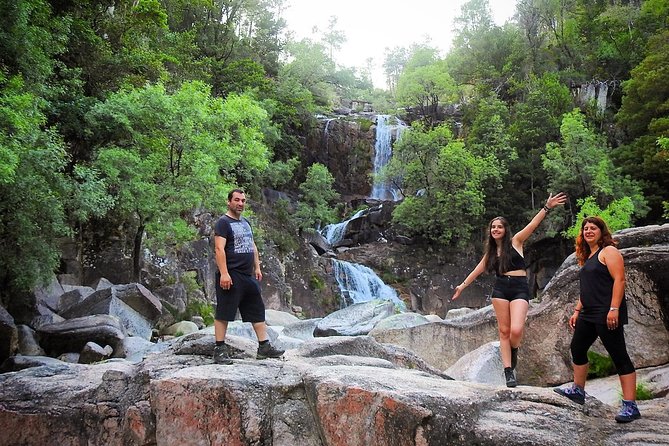 3 Wonderful Waterfalls in a Day - Stop 4 and 5: Fafião lunch, then the wolf-trap viewpoint story