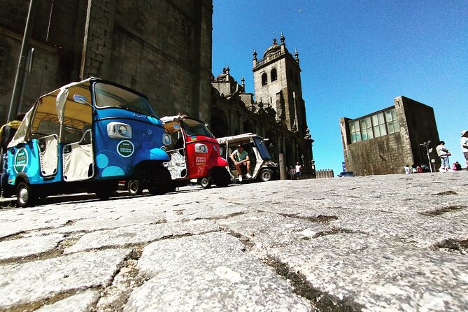 3h30 tour in Porto by Tuk Tuk - Torre dos Clérigos and Porto Cathedral: The Classic Starts