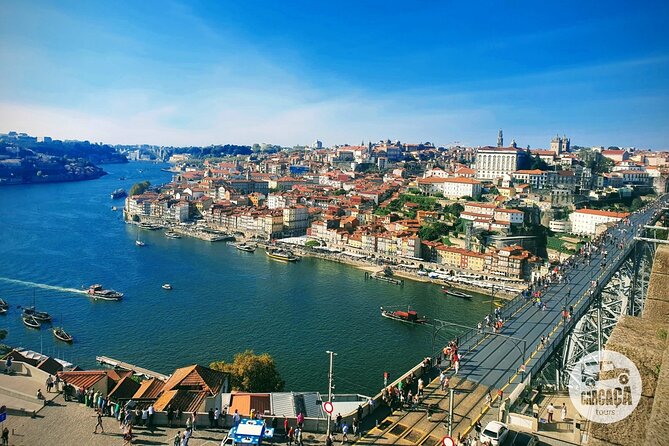 4-hour sightseeing tour in Porto - Porto Cathedral and Igreja do Carmo: Two Centuries of Style in One Walking Rhythm