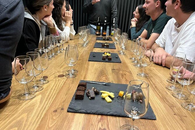 5 Port Wine Tasting with pairings - Price and Value: Is $42.24 a Good Deal?