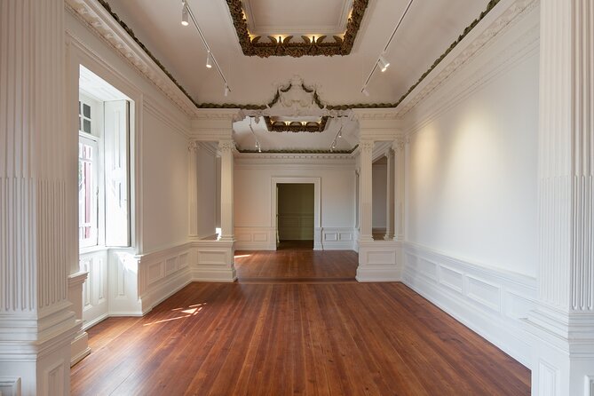 Admission Ticket to Casa São Roque Art Center - Exhibitions and the Old-New Mix That Works