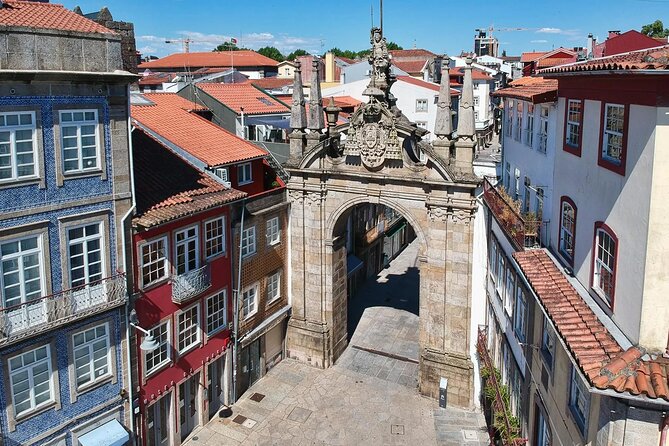 Authentic Braga & Guimarães: Small Historical Group Tour - Paço dos Duques de Bragança: royal marriages, restorations, and museum time
