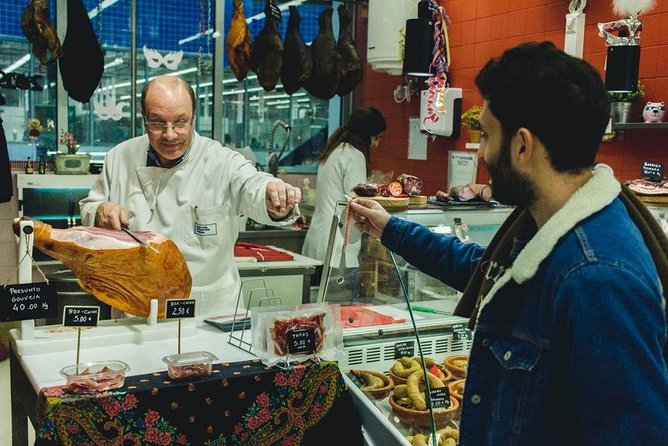 Authentic Porto Food Tour & Market Experience - Meeting point on Av. dos Aliados: easy start, easy end