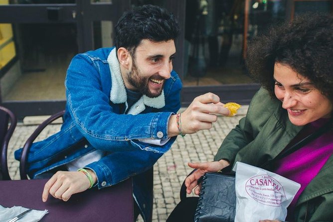 Authentic Porto Food Tour & Market Experience - Stop 4: Lunch with bifana and fino beer