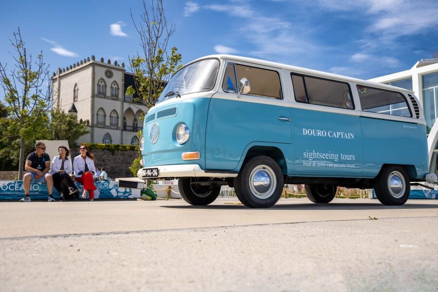 Best views to Porto from Gaia. VW Kombi tour with cocktail - Key highlights at a glance
