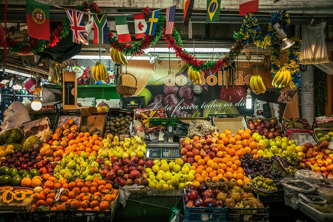 Beyond the Barrel: From Decadent to Down-home in the Heart of Porto - São Bento Station: migration history plus vinho verde comfort food