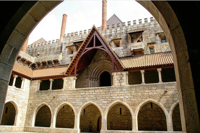 Braga and Guimarães Cultural Private Tour - Price and logistics: what you’re really paying for