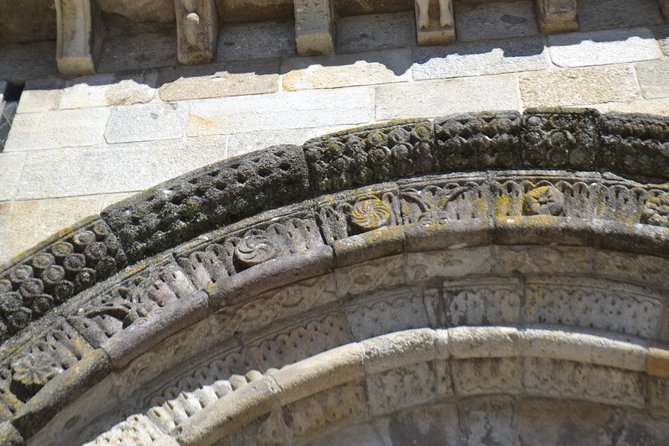 Braga and Guimarães Small-Group Tour with Lunch from Porto - Stop 5: Guimarães Historic Center and UNESCO Old Town (2 Hours)