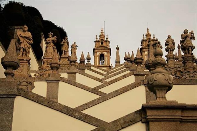 Braga and Guimarães Small-Group Tour with Lunch from Porto - Hotel Pickup and the Start at 9:00 am: How the Day Flows