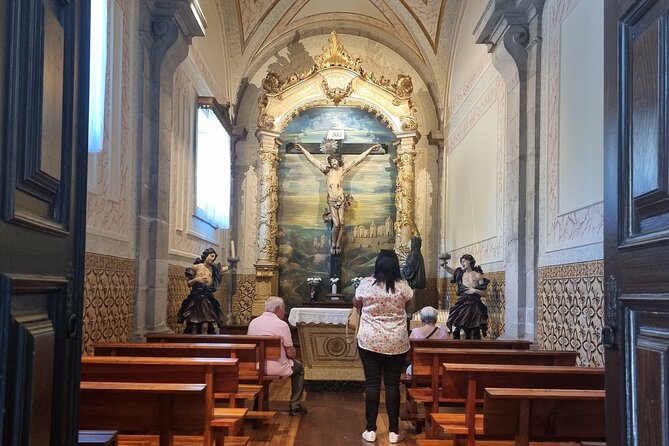 BRAGA E GUIMARÃES Private Historic Tour from Porto - Walking reality check: Steps, strolls, and pacing for a long day