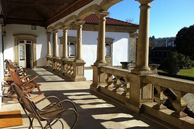 Braga/Guimarães: 1 Day with Lunch + farm and wine tasting - Cabeceiras de Basto farm life: Quinta de Vinhos Verdes tour and tasting