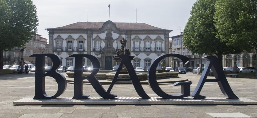 Braga & Guimarães Full-Day Tour from Porto - Braga district: sanctuaries, Baroque stairs, and Bom Jesus do Monte views