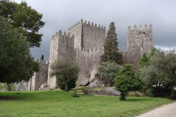 Braga & Guimarães Small Group Tour: Lunch & All Tickets Included - Braga and Guimarães day-trip logic: how this tour saves you time