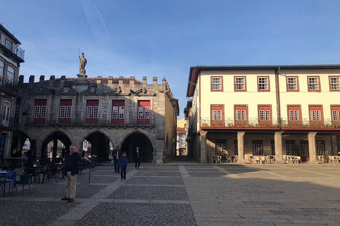 Braga & Guimarães Small Group Tour: Lunch & All Tickets Included - Diana Restaurant lunch: northern Portugal, Vinho Verde, and real choices