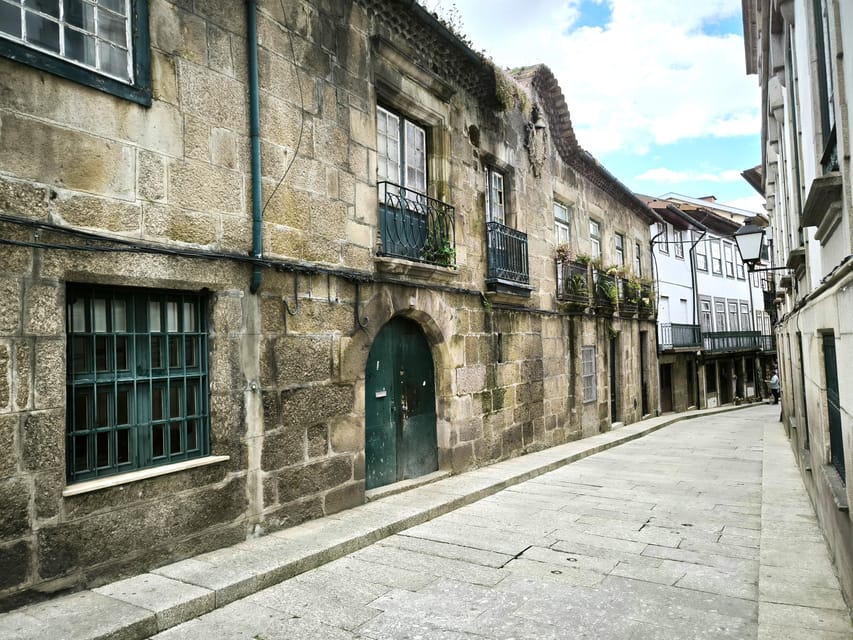 Braga & Guimarães Tour: Small Historical Group Tour - Sameiro Sanctuary: a second stop with a different feel
