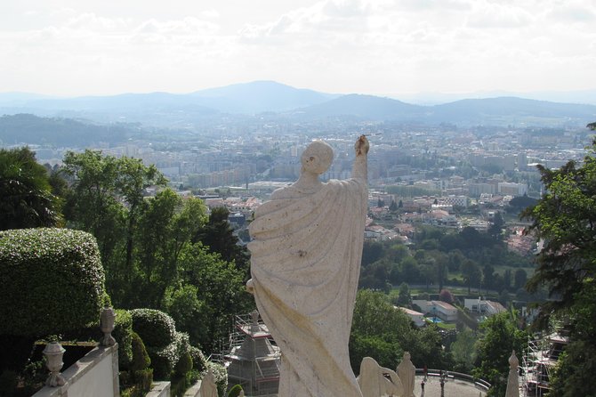 Braga: Half Day Private Tour from Porto - Se de Braga interior: the one ticket detail you should plan for