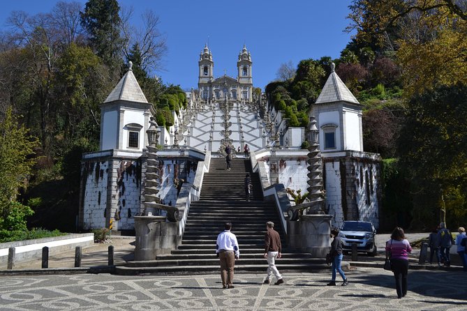 Braga: Half Day Private Tour from Porto - Getting there smoothly: private pickup and air-conditioned round-trip
