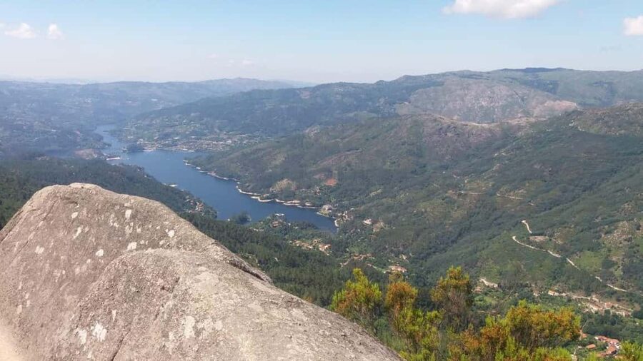 Braga or Gerês: a private, tailor-made nature experience with a French-speaking host - Price for a group of up to 4: where the value comes from