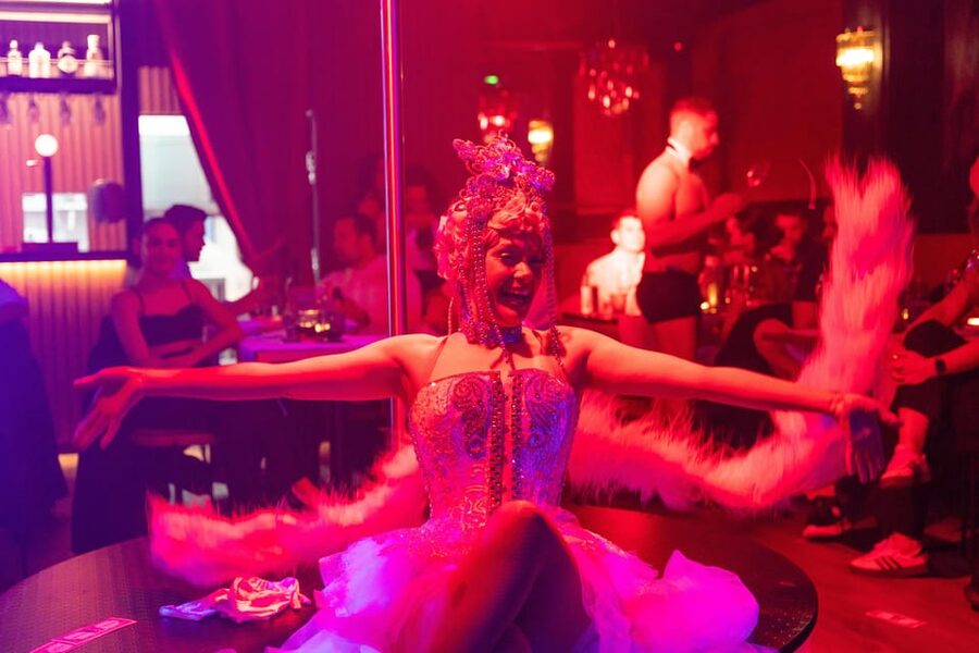 Braga: The Lingerie Restaurant Cabaret Show with Dinner - Vibe Check: Adults-Only, Smart Casual, and Clear Rules