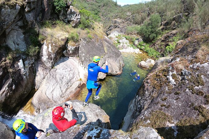 Canyoning Tour - Practical logistics: meeting point and pickup options