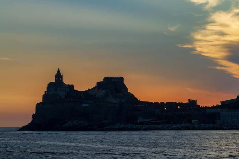 Cinque Terre: Sunset cruise tour with aperitif - Who should book this cruise—and who should skip it