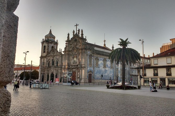 City tour through historic center of Porto with many insider tips 3 1/2 hrs. - Miradouro da Vitoria: port wine stories with a real viewpoint