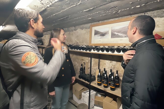 Discover Porto A Private Walking Tour with Authentic Tasting - Mercado do Bolhão: a food market stop that teaches you how Porto eats