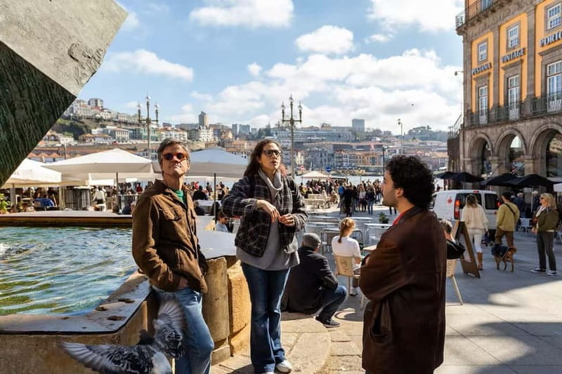 Discover Porto's Historical Roots Walking Tour - Porto Cathedral: The First Big Landmark, and the Right Starting Mood