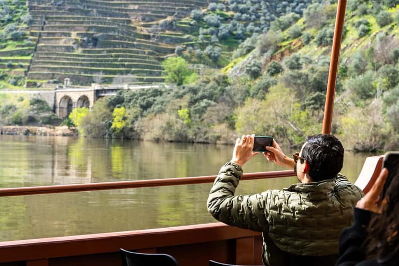 DOURO PREMIUM - Quintinha lunch in the Vila Real District: real food, not just fuel
