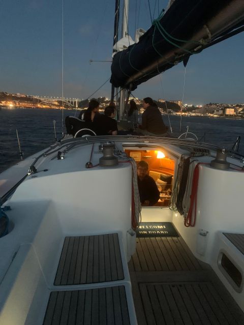 Douro Sunset Sailboat Experience in Porto - FAQ