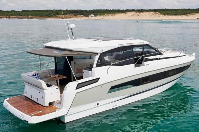 Douro Tour on a Private Yacht in Porto - The real star: bridge-hopping from Arrábida to Freixo