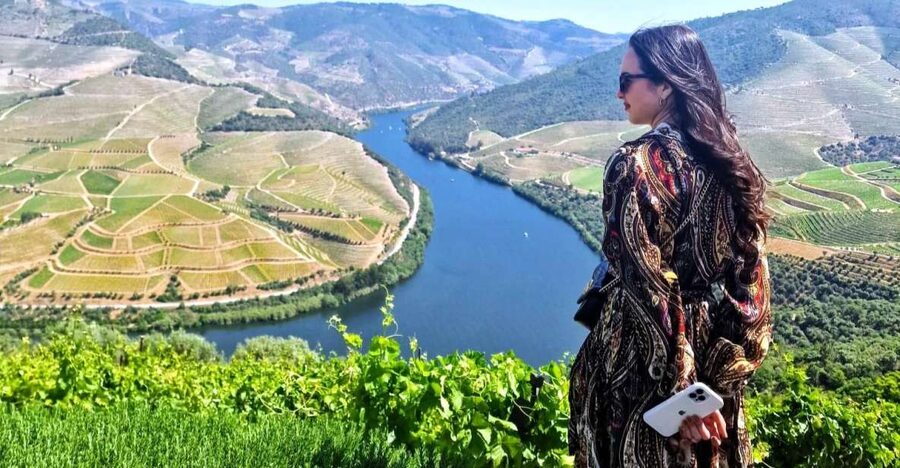 Douro Valley-Expert Guide-Boat-Lunch-Tastings PremiumService - A Premium Day in the Douro from Porto (and why it feels worth it)