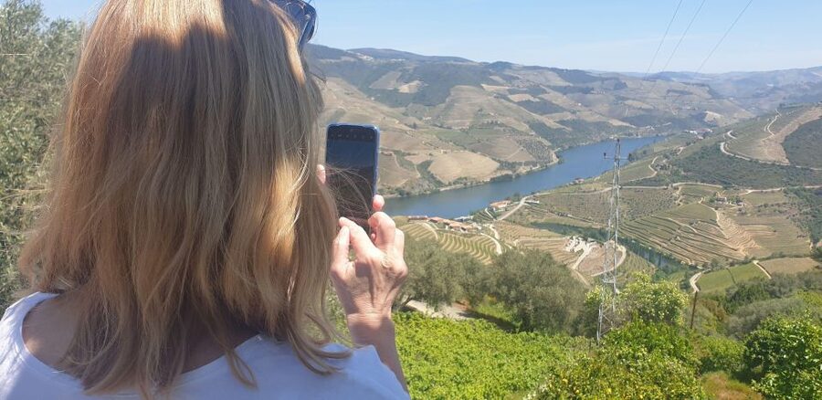 Douro Valley-Expert Guide-Boat-Lunch-Tastings PremiumService - Two wineries that focus on process, not just sales talk