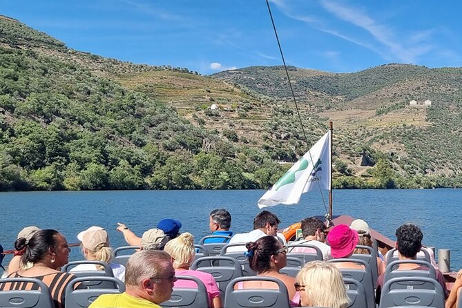 Douro Valley Full Day Tour with River Cruise and Wine Tastings - Two estates and tastings: Port, table wine, and local flavors