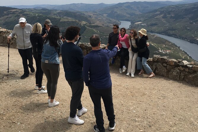 Douro Valley in off road - Private Tour - Stop 4: Quinta Seara d’Ordens for a traditional farm and tasting