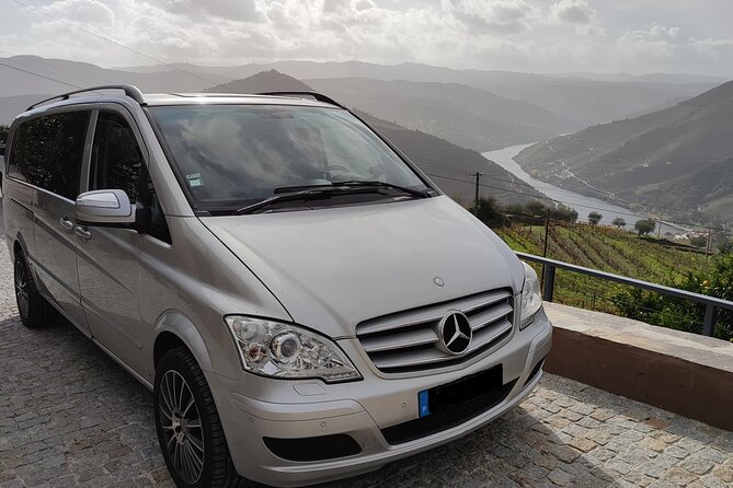 Douro Valley Premium Tours - Private Driver & Guide - First stop: Pinhão for the Douro’s postcard start