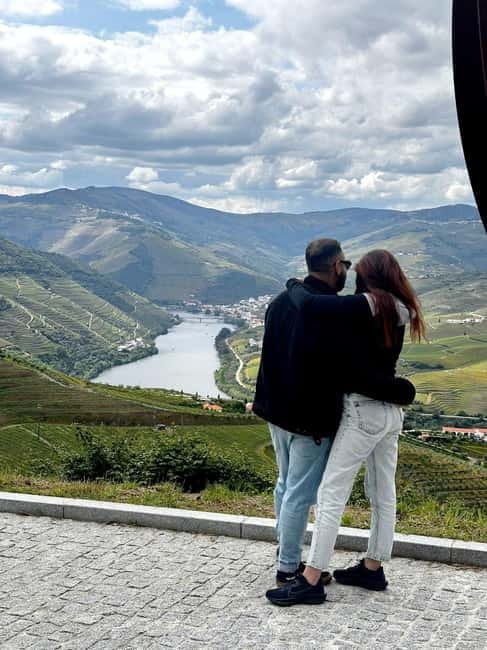 Douro Valley: Small-Group Tour, Winery's Lunch, Private Boat - Porto viewpoints to N222: where the photos actually happen