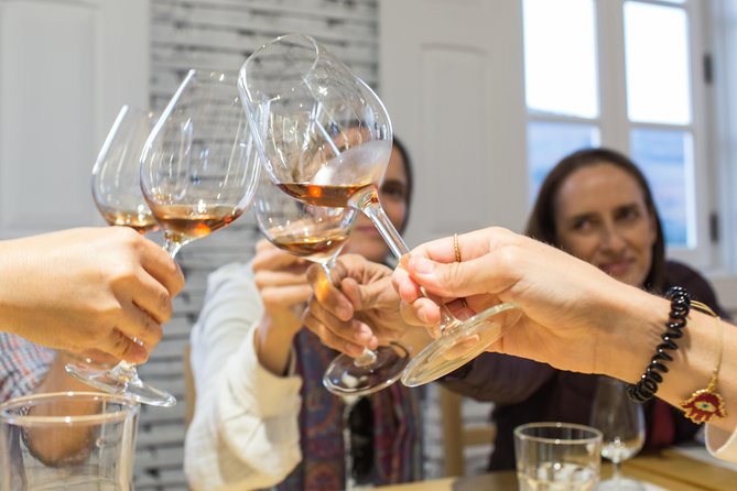 Douro Valley Small-Group Tour with Wine Tasting, Lunch and Boat - Stop 2 winery near Peso da Régua: Douro DOC tasting and how you’ll sample