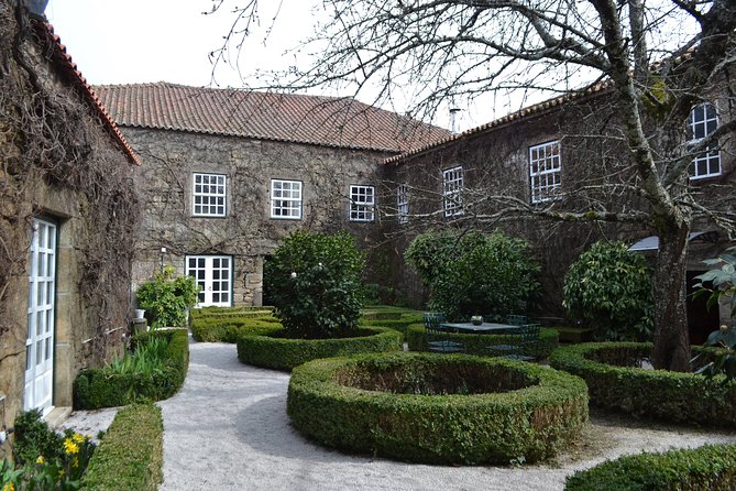 Douro Valley Tour: 2 Vineyard Visits, River Cruise, Winery Lunch - Guides Make the Difference: Pedro, Rita, and Others