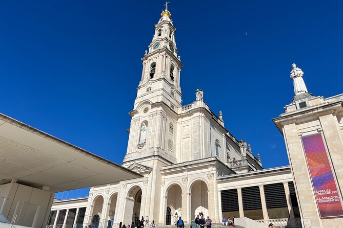 Explore Our Lady of Fatima Tour at the Heart of Portugal - Lunch Near Fátima and the Scenic Return to Porto