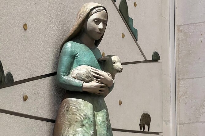 Explore Our Lady of Fatima Tour at the Heart of Portugal - The 8:00 AM Drive: Snacks, Fresh Juice, Port, and a Smooth Pace