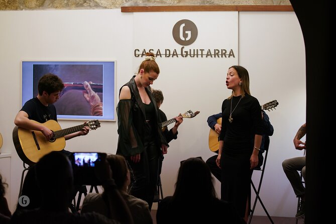 Fado by Casa da Guitarra - Timing your Porto night: two start times and a clean after-show plan