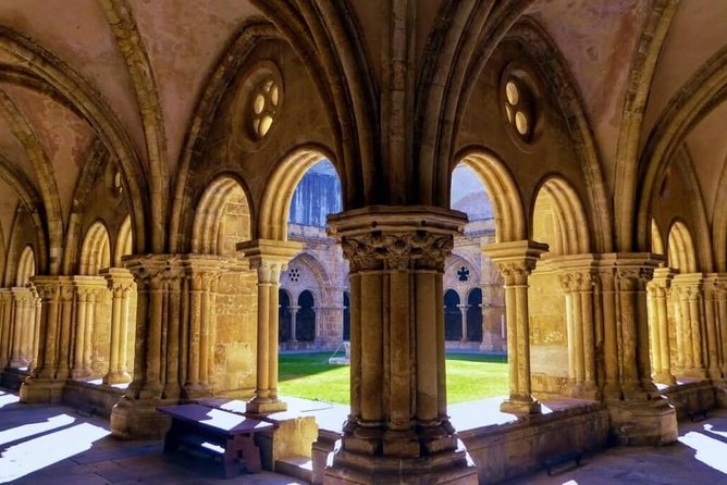 Fátima and Coimbra Private Tour from Porto - Coimbra Cathedral Area: Sé Nova, Old Gates, and Street Names With Power