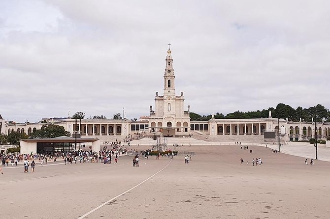 Fátima & Coimbra: Full Day Private Tour from Porto - Stop 1: Fátima Town—A Place Built on Legend, Then on Pilgrimage