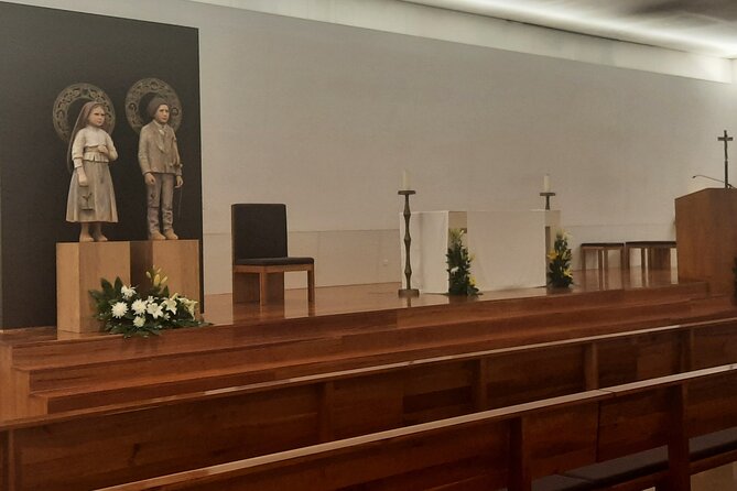 Fátima private tour from Porto in Mercedes car (1 to 4 people) - The Fátima Sanctuary route: Apparitions Chapel, Rosary Basilica, and Holy Trinity