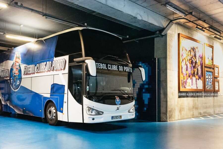 FC Porto: Museum & Tour - Dragão Stadium tour: what you see from pitch level to VIP spaces